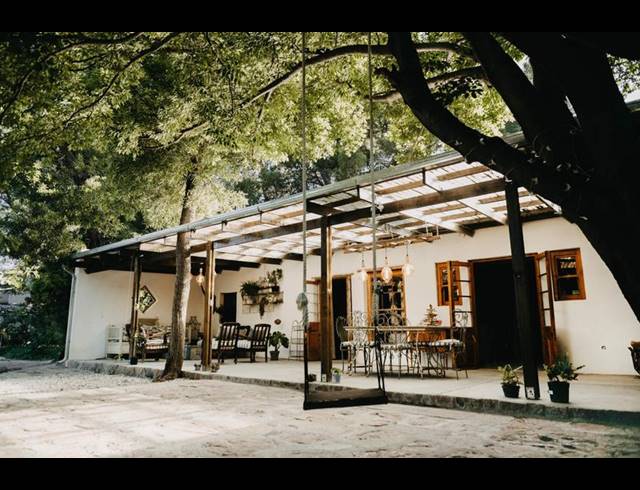 3 BEDROOM HOUSE FOR SALE IN NIEU BETHESDA